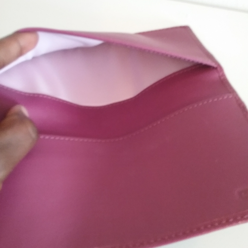 Coach Wallet - Picture 4 of 9